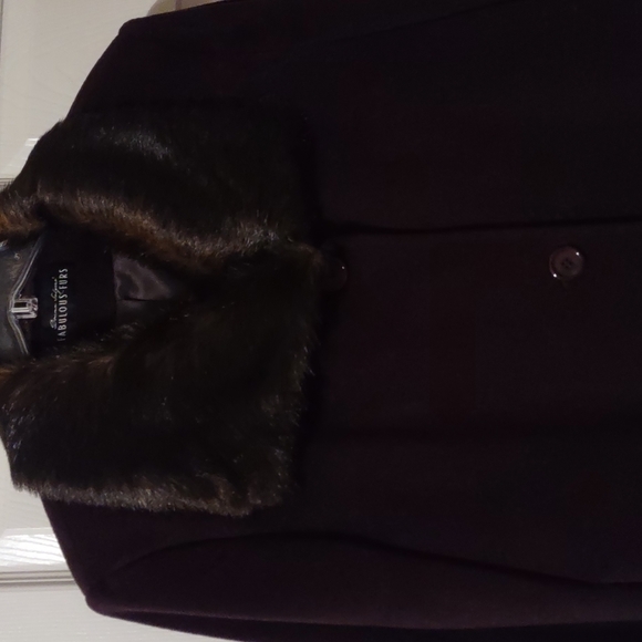brown winter trench coat with faux fur trim, M - Picture 4 of 16